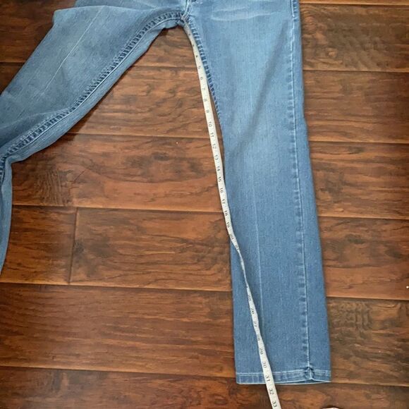 True Religion Joey Super T Blue Distressed Denim Jeans Casual Event Party - Picture 8 of 11